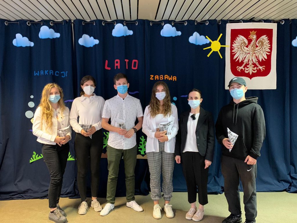 Pożegnanie uczniów klasy III LO